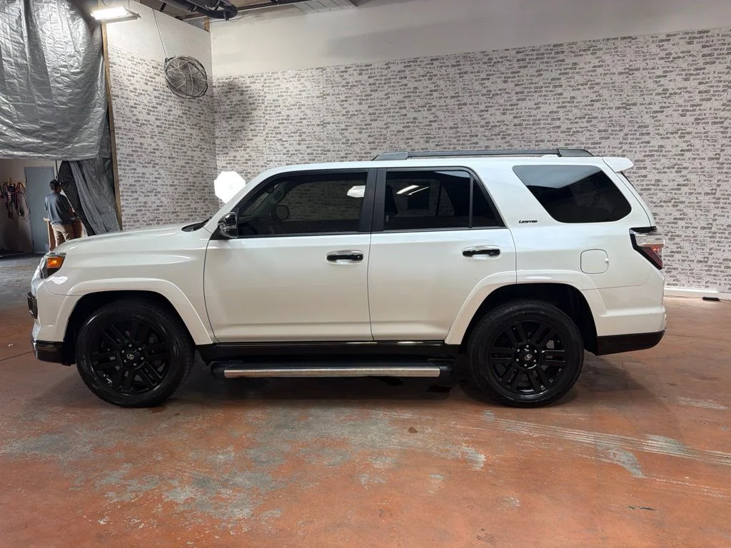 Used 2021 Blizzard Pearl Toyota Nightshade image 4