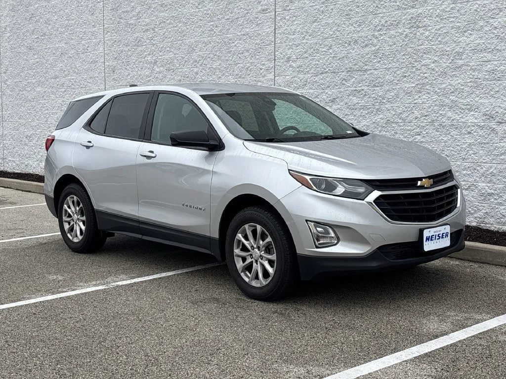 2020 Chevrolet Equinox LS - Photo 14