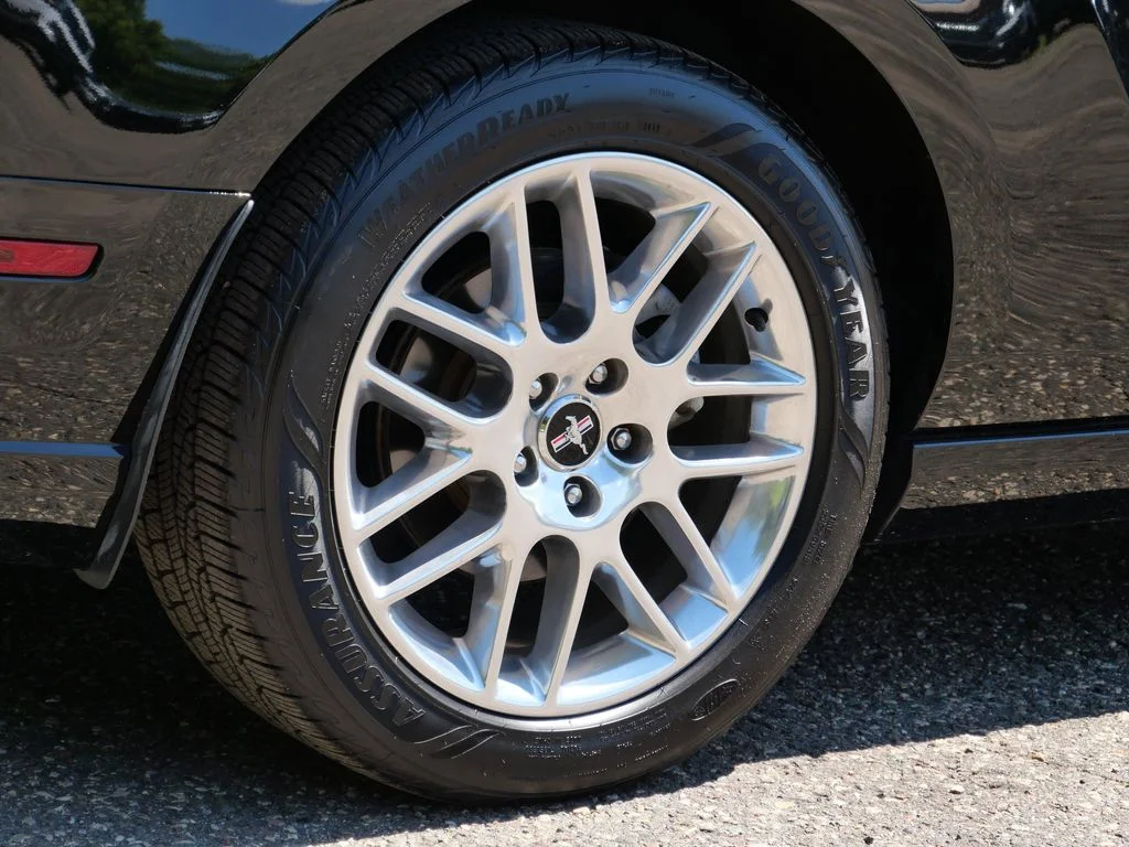 Used 2014 Black Ford V6 Premium image 7