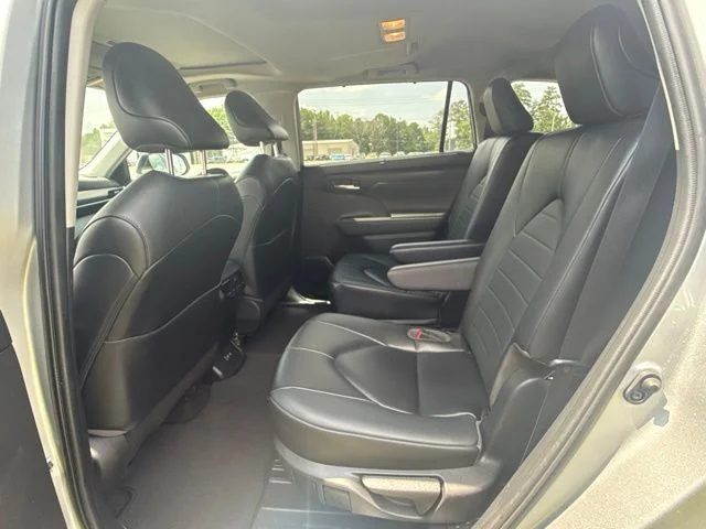 2023 Toyota Highlander XLE - Photo 26
