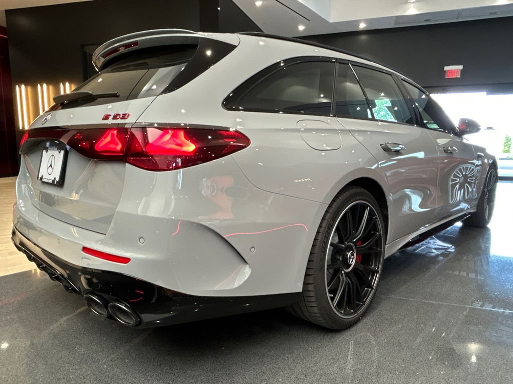 New 2027 MANUFAKTUR Alpine Grey Mercedes-Benz AMG® E 53 Hybrid Wagon image 6