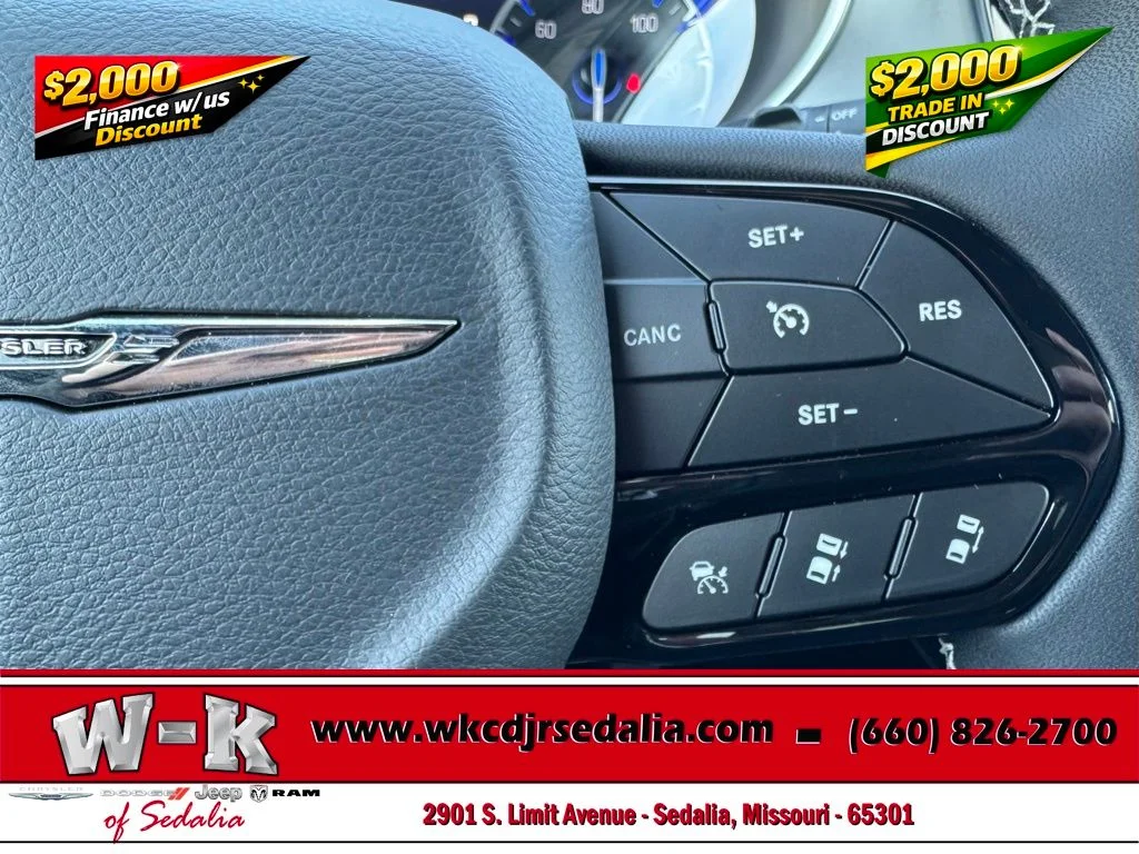 2026 Chrysler Pacifica Limited - Photo 16