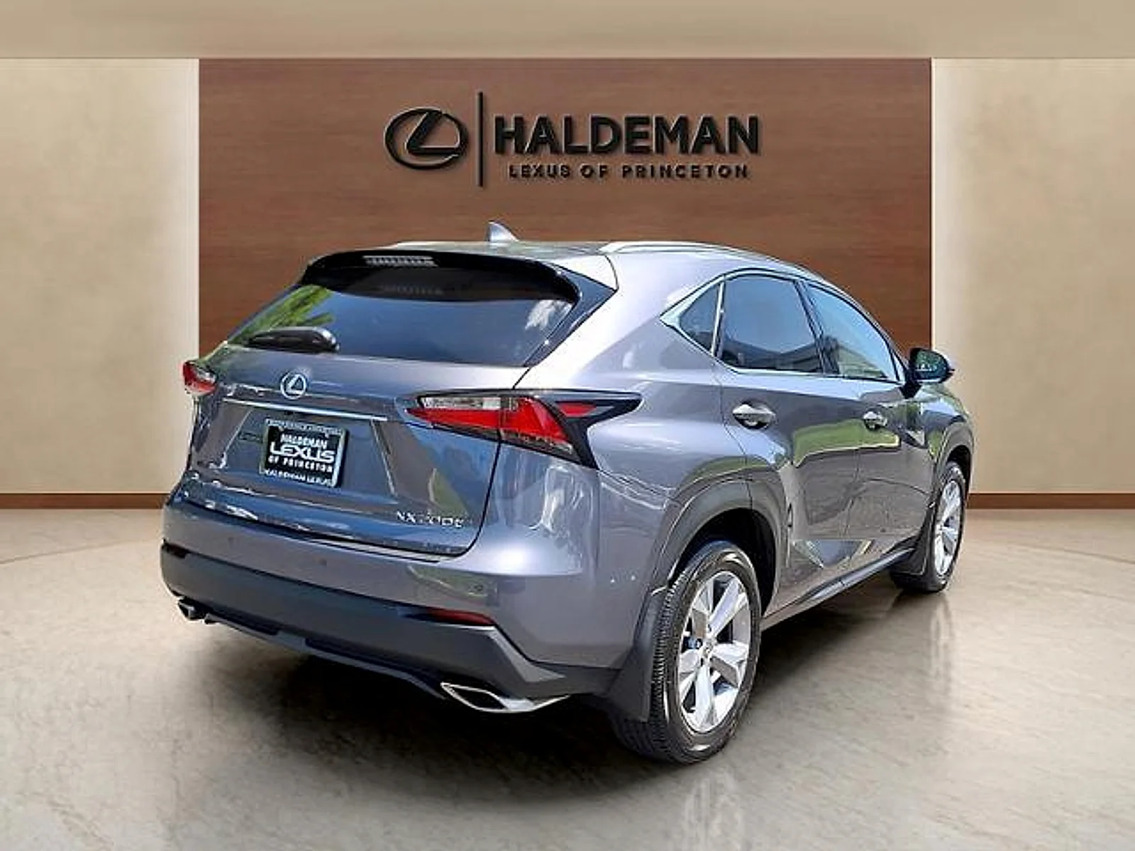 Used 2017 Nebula Gray Pearl Lexus  image 6