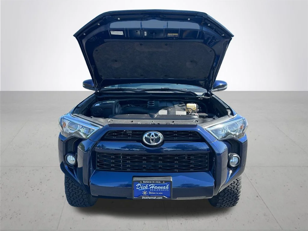 Used 2019 Blue Toyota SR5 Premium image 4