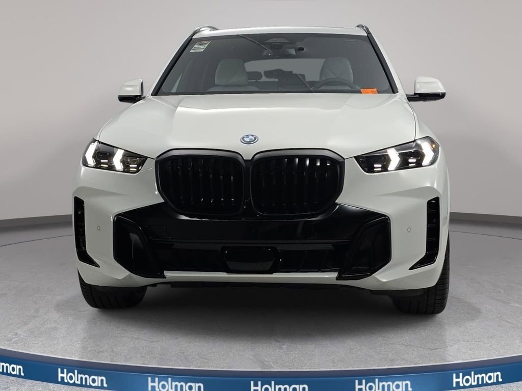 New 2026 Alpine White BMW xDrive50e image 2