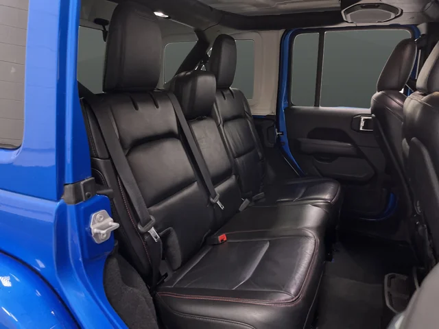 Used 2022 Blue Pearl Jeep Unlimited Rubicon image 30