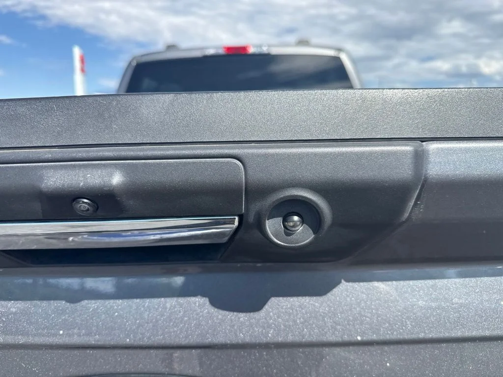 Used 2021 Gray Ford XLT image 11