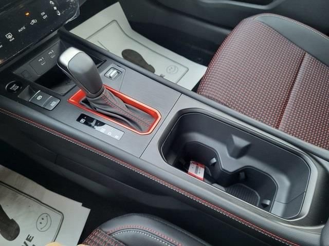 2026 Nissan KICKS SR - Photo 21