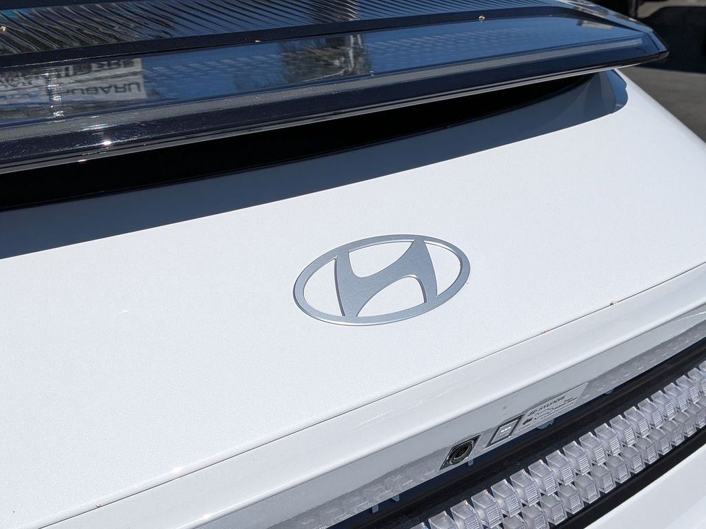 2025 Hyundai IONIQ 6 SEL - Photo 10