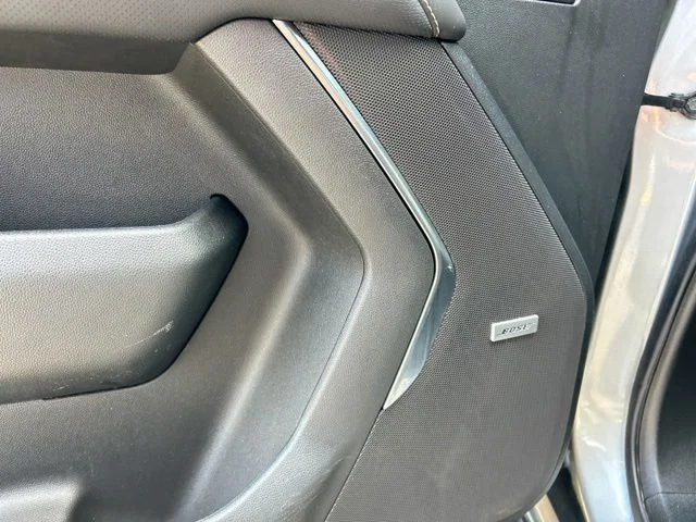 2024 GMC Yukon XL SLT - Photo 32