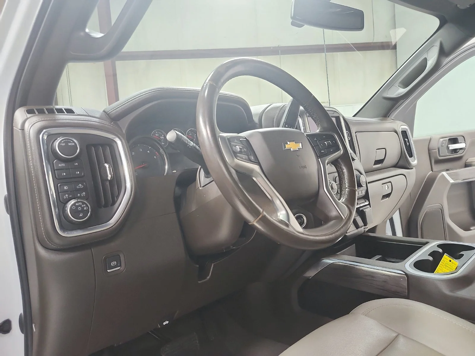 Used 2023 White Chevrolet LTZ image 19