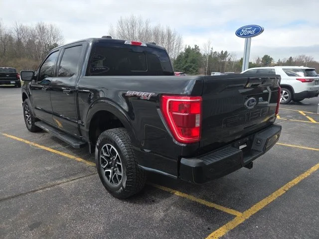 Used 2023 Agate Black Metallic Ford XLT image 8