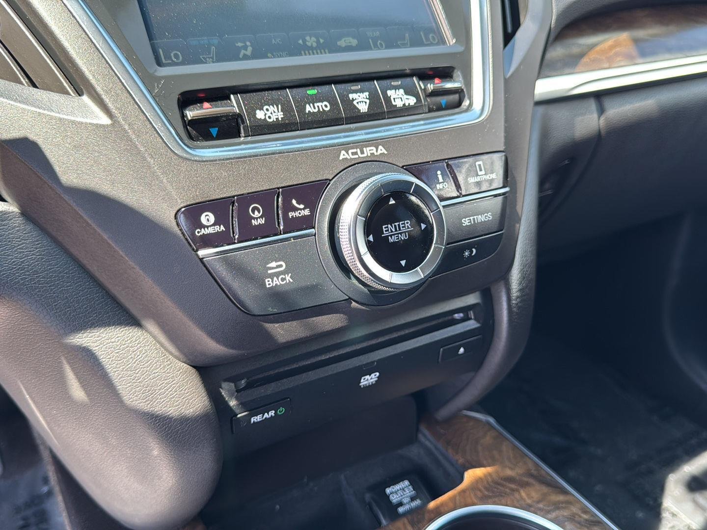 Used 2019 Lunar Silver Metallic Acura w/Advance/Entertainment Pkg image 31