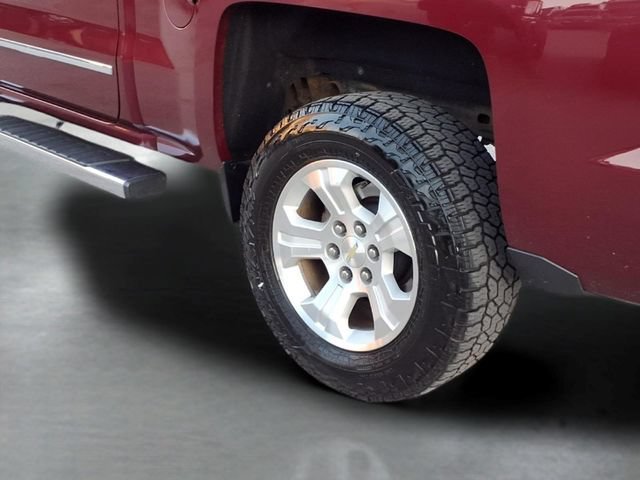 Used 2014 DEEP RUBY METALLIC Chevrolet LTZ image 19