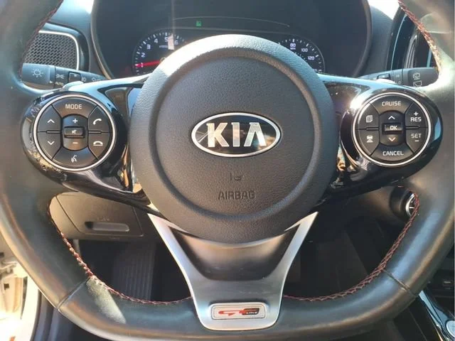 Used 2020 White Kia GT-Line Turbo image 14