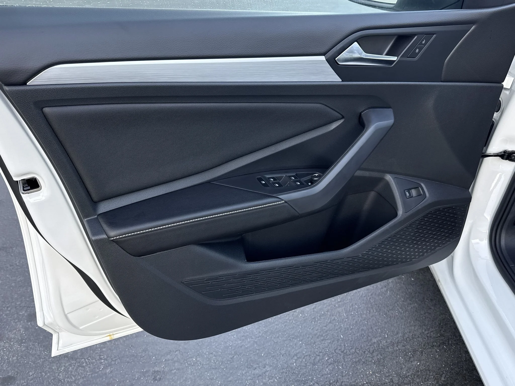 New 2026 Pure White Volkswagen Sport image 12
