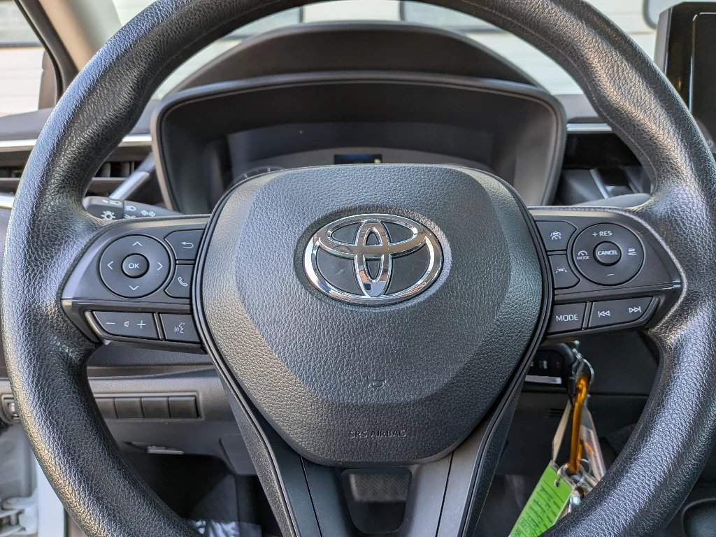 Used 2024 Ice Cap Toyota LE image 11