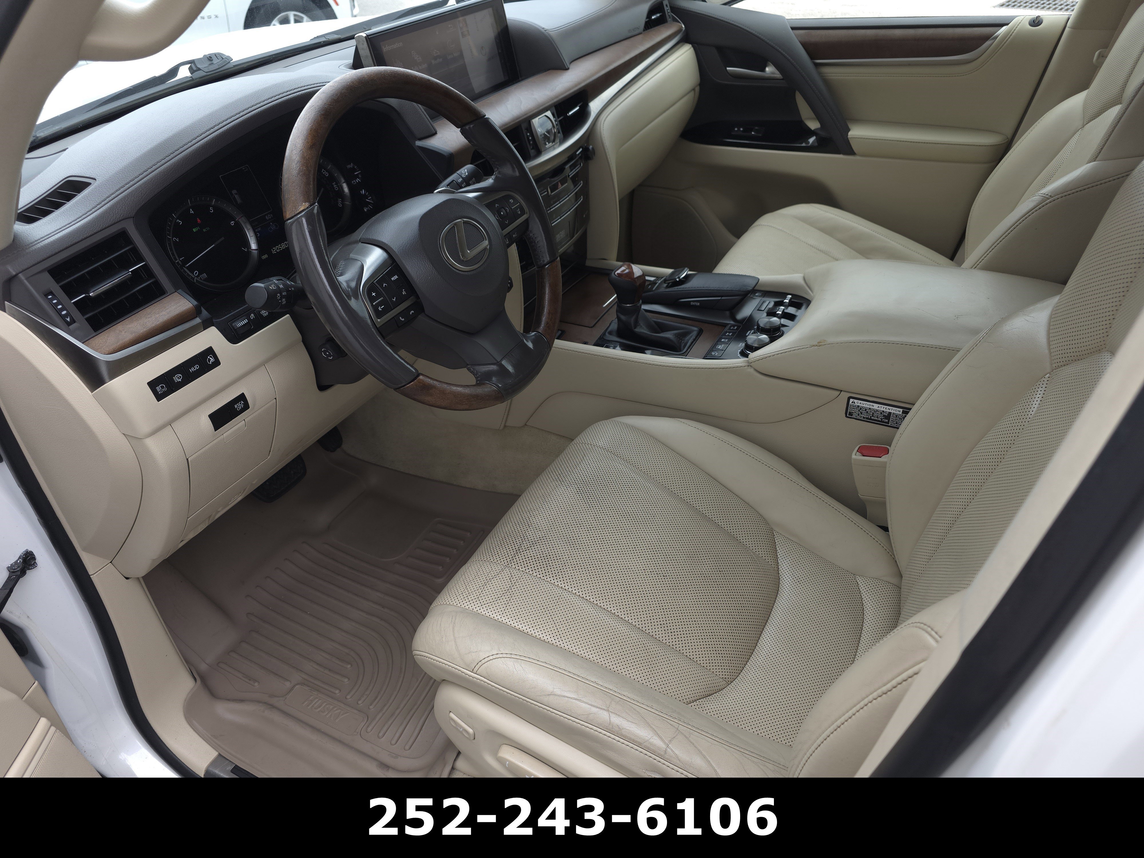 Used 2016 Starfire Pearl Lexus 570 image 9