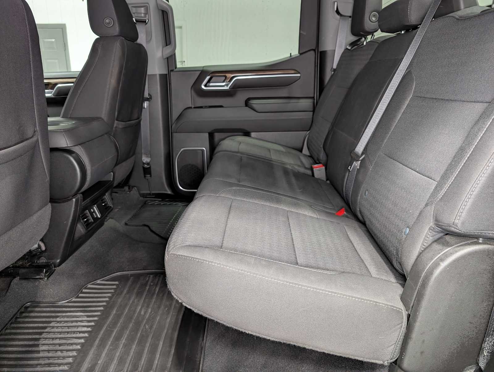 Used 2022 Black Chevrolet LT image 22