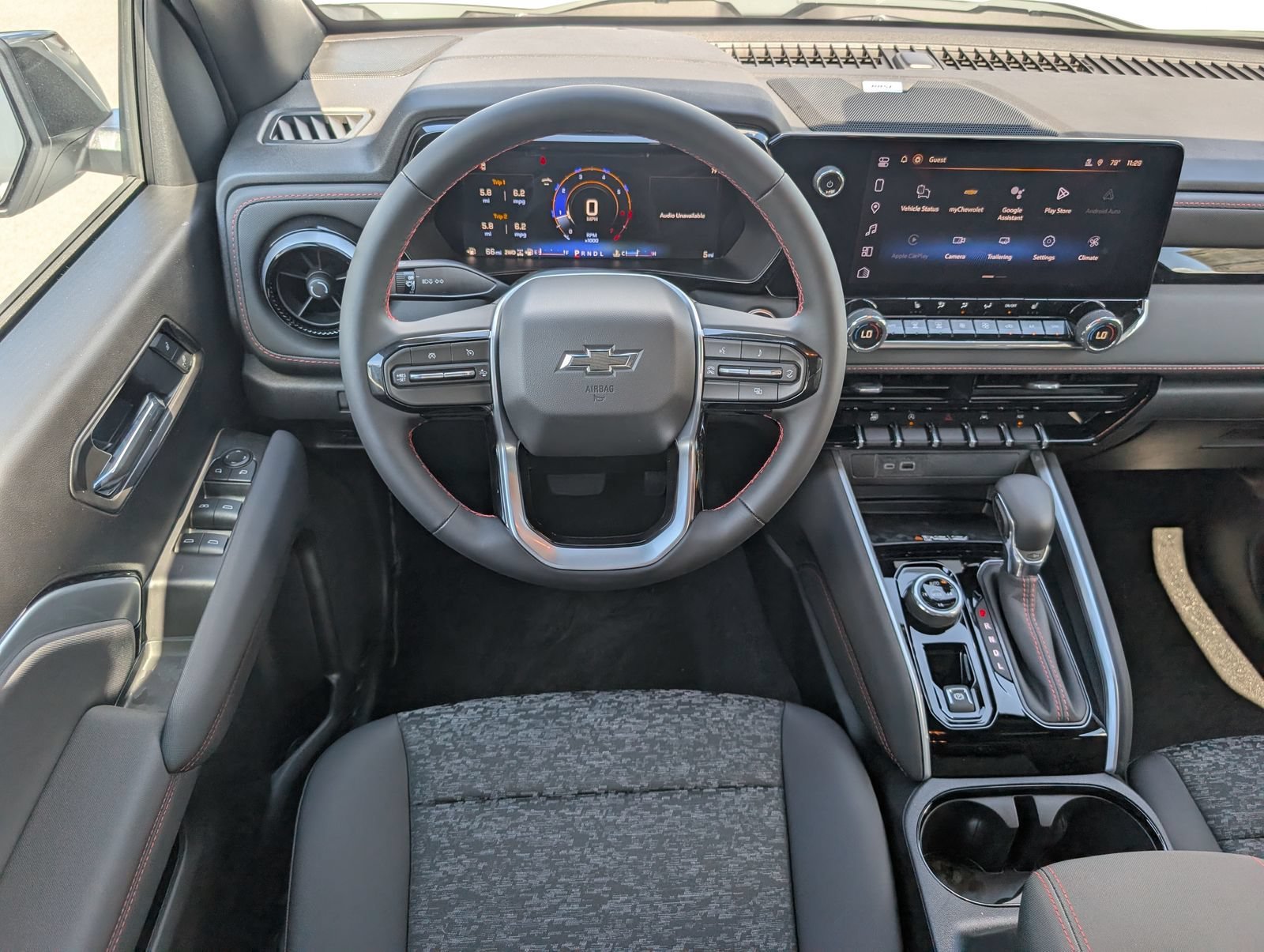2026 Chevrolet Colorado Z71 - Photo 10