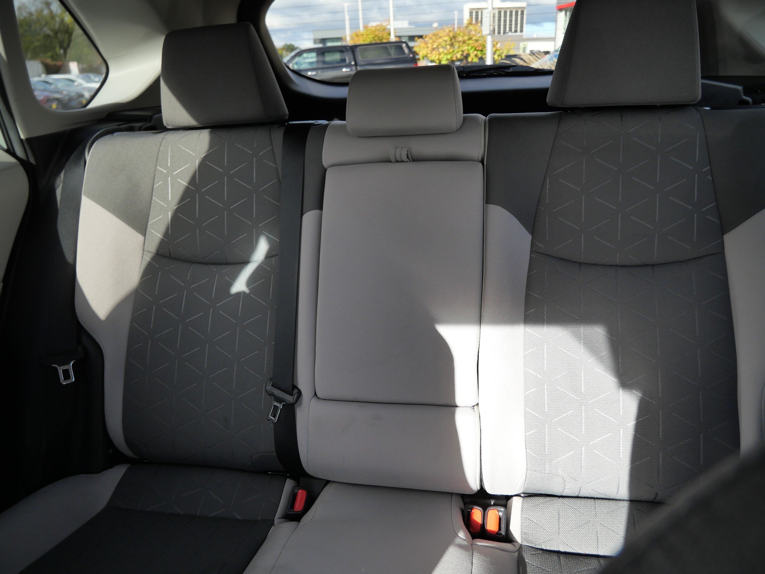 Certified Used 2022 Lunar Rock Toyota Hybrid XLE image 13