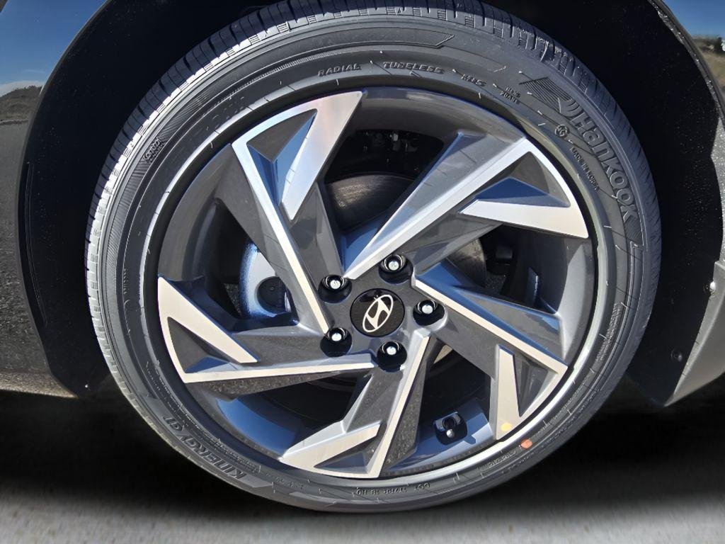 New 2026 Abyss Black Hyundai Limited image 9