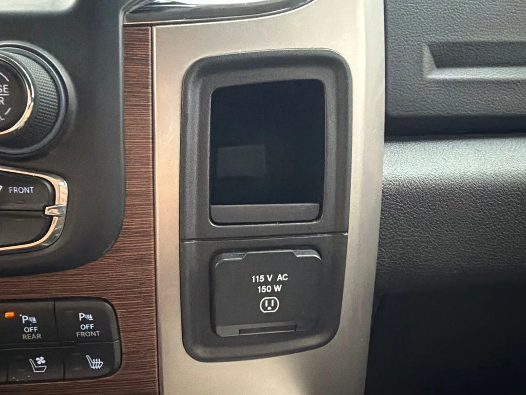 Used 2016 White Ram Laramie image 39