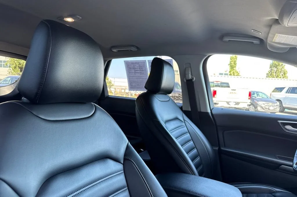 2024 Ford Edge SEL - Photo 17