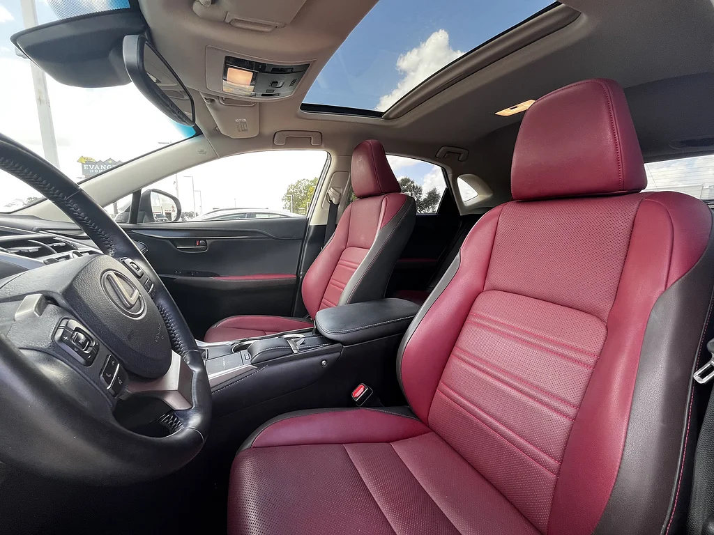 Used 2018 Eminent White Pearl Lexus Base image 8