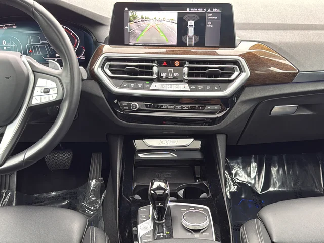 Used 2023  BMW xDrive30i image 20