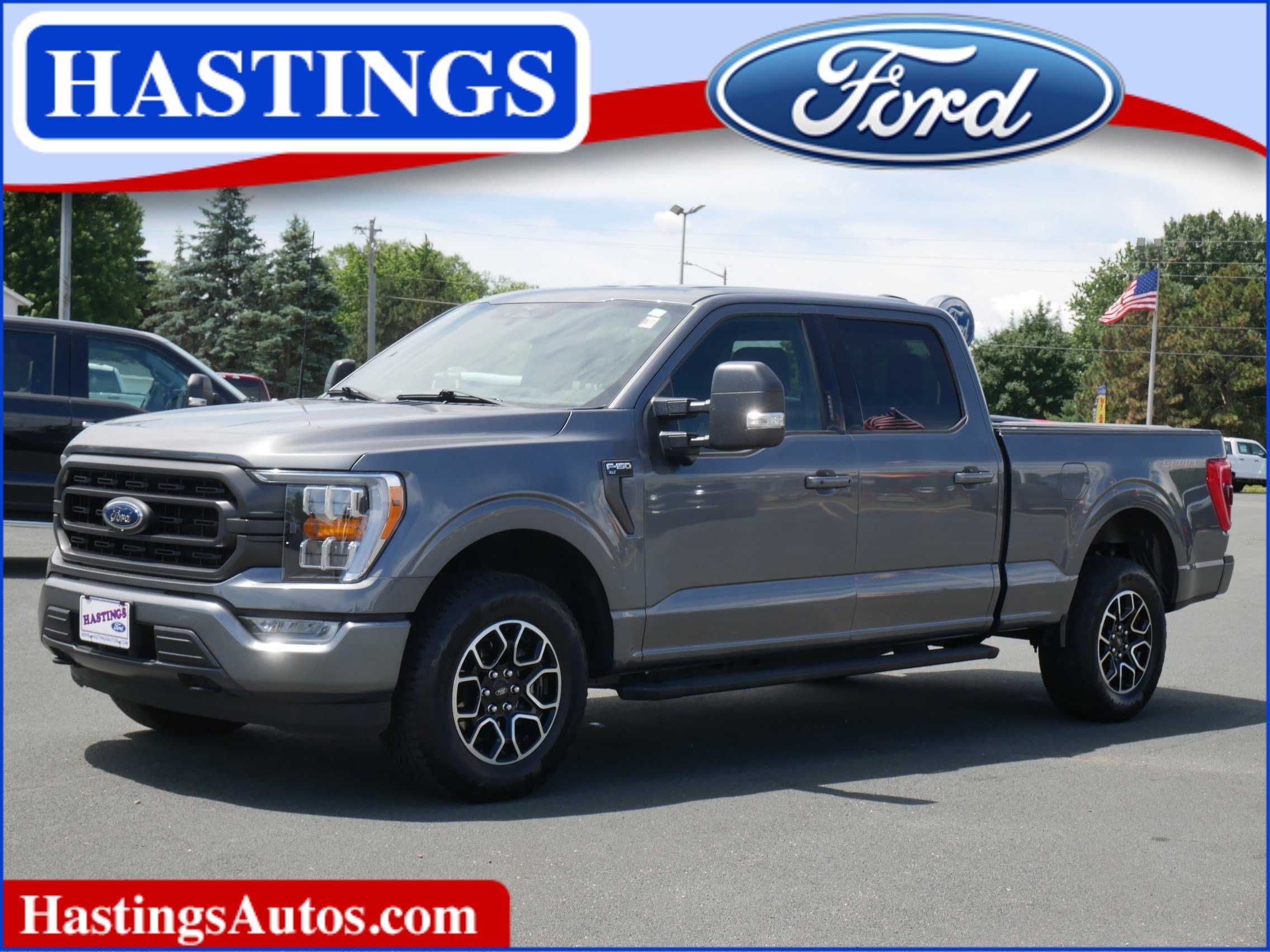Used 2023 Gray Ford XLT image 1
