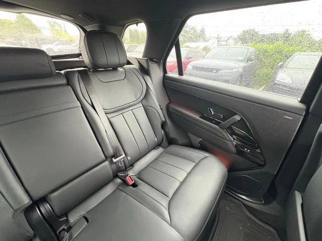 Certified Used 2025 White Land Rover Dynamic SE image 39