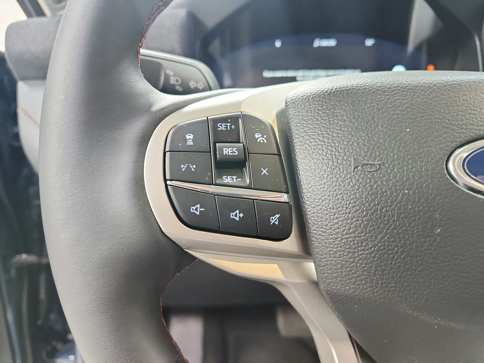 Used 2026 Vapor Blue Metallic Ford Active image 24