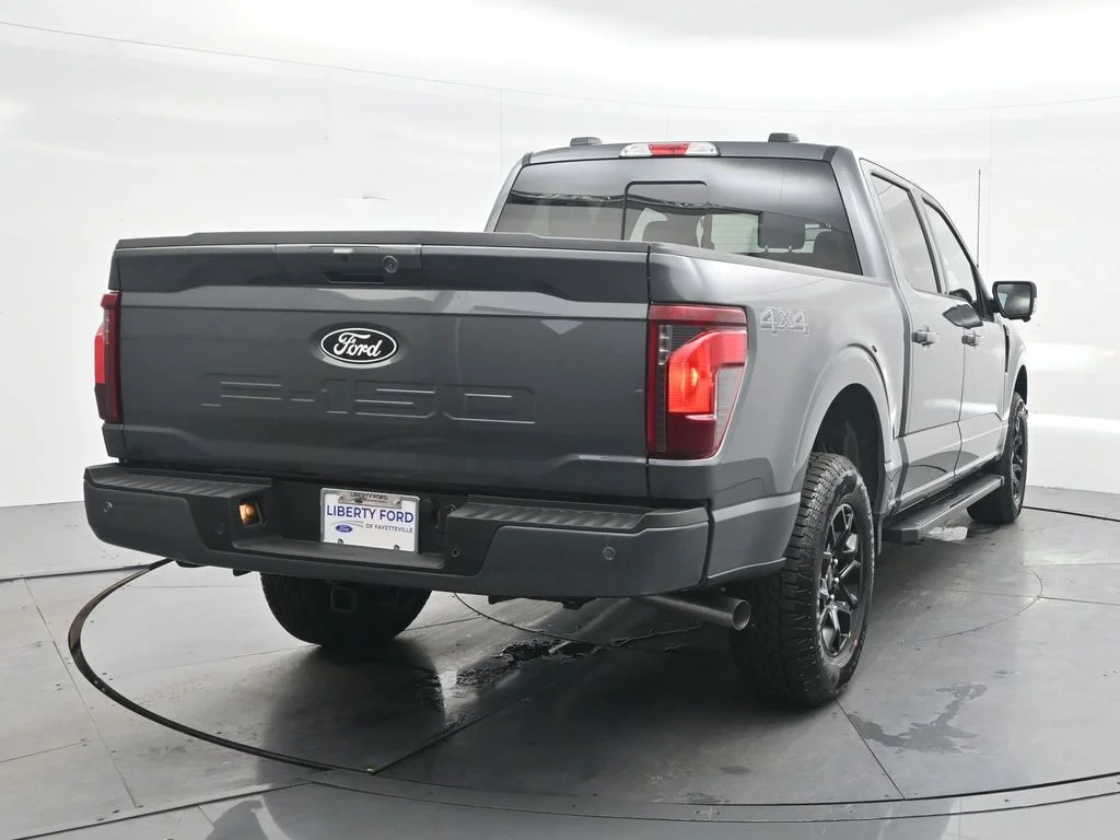 New 2026 Carbonized Gray Metallic Ford XLT image 8