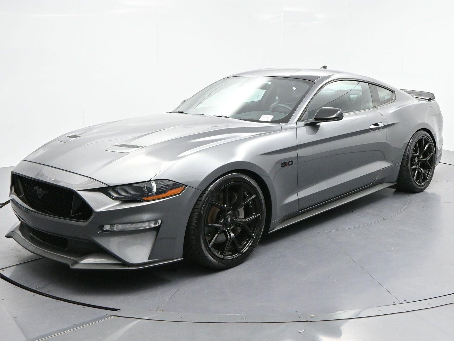 Used 2021 Carbonized Grey Ford GT Premium image 3