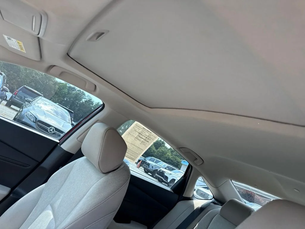 Used 2024 Red Honda EX image 4