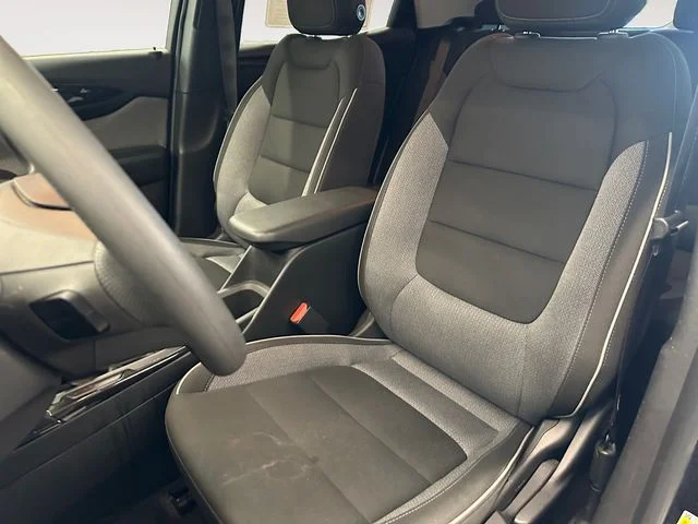 Used 2025 Black Chevrolet LT image 9