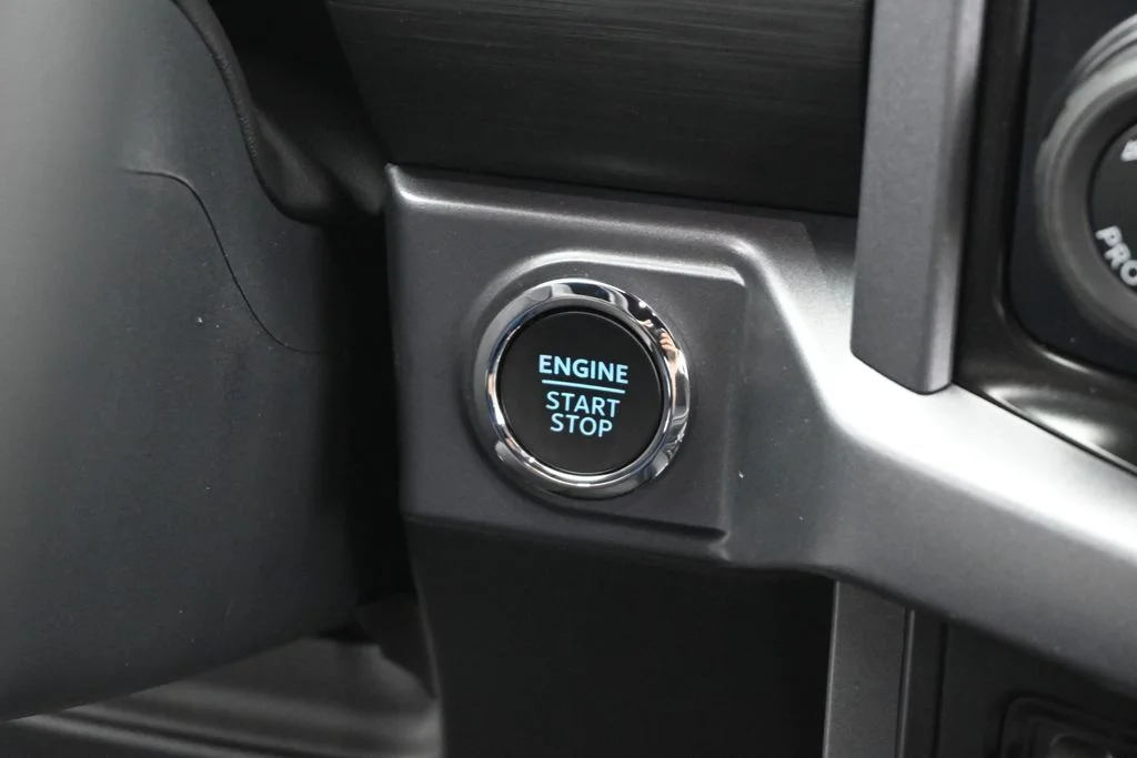 New 2026 Avalanche Ford XLT image 13