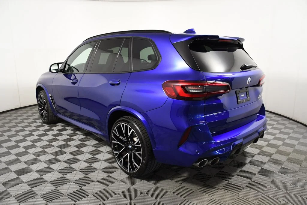 Used 2023 Marina Bay Blue Metallic BMW Base image 7