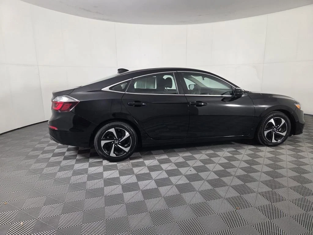 Used 2022 Black Honda EX image 5