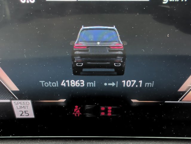 2025 BMW X7 40i - Photo 21