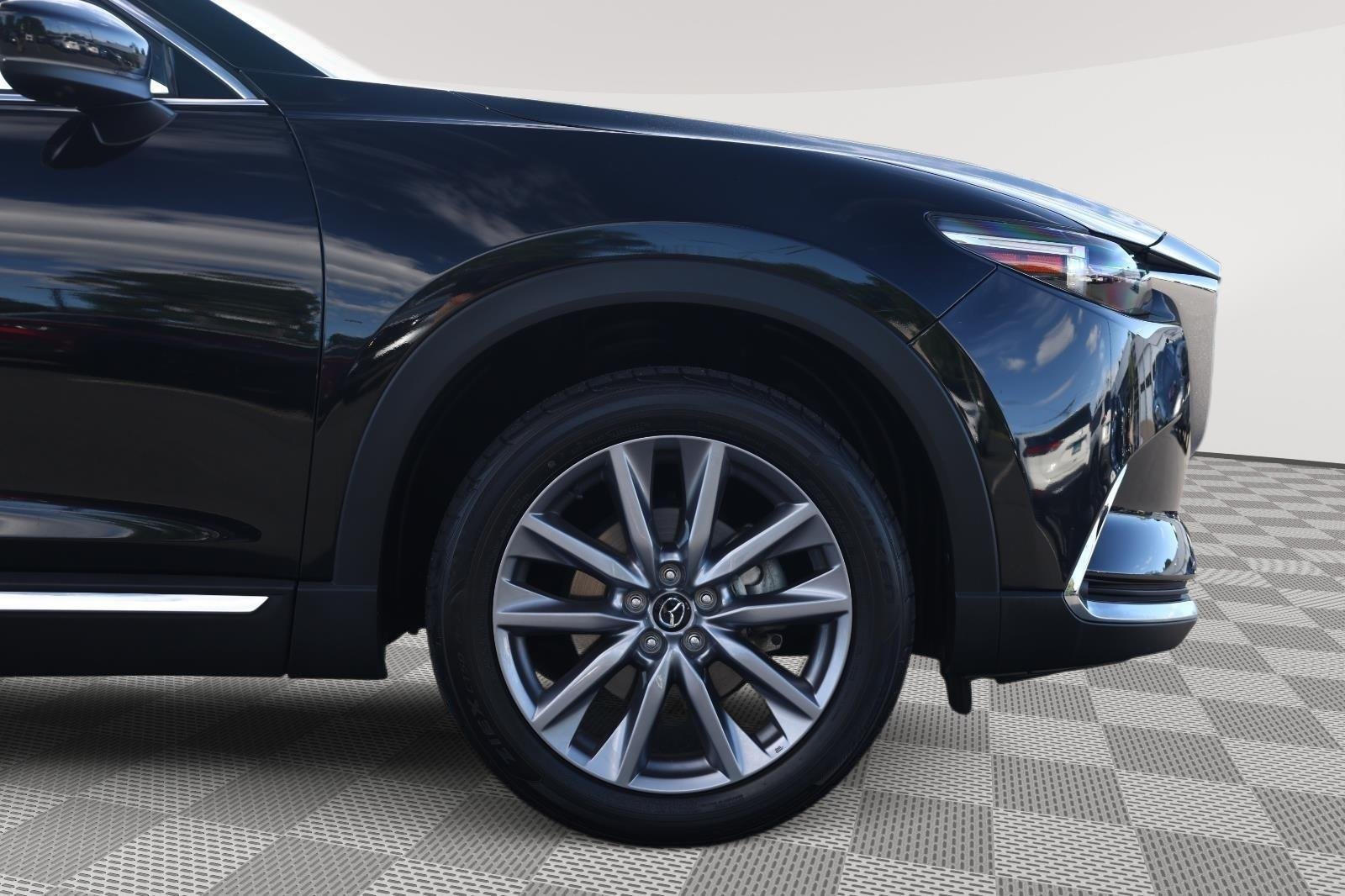 Used 2023 Jet Black Mica Mazda Grand Touring image 9