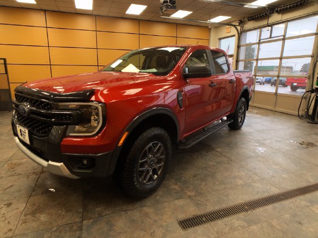 Used 2024 Chili Pepper Red Ford XLT image 3