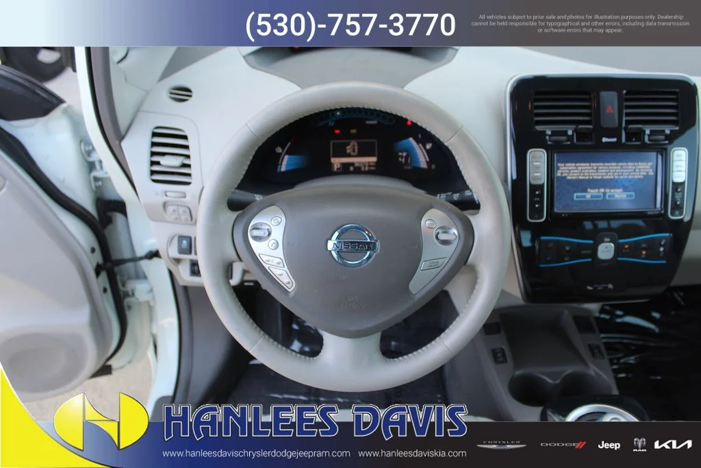 Used 2012 White Nissan SV image 14