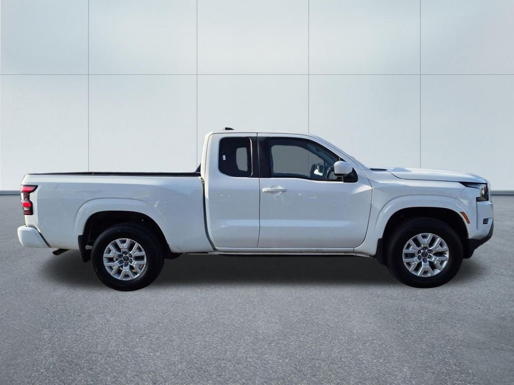 Used 2023 White Nissan SV image 7