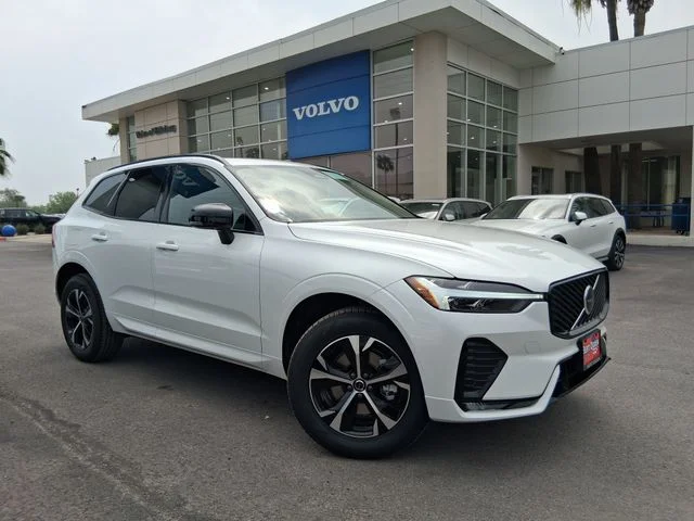 2026 Volvo XC60 B5 Core Dark AWD's photo