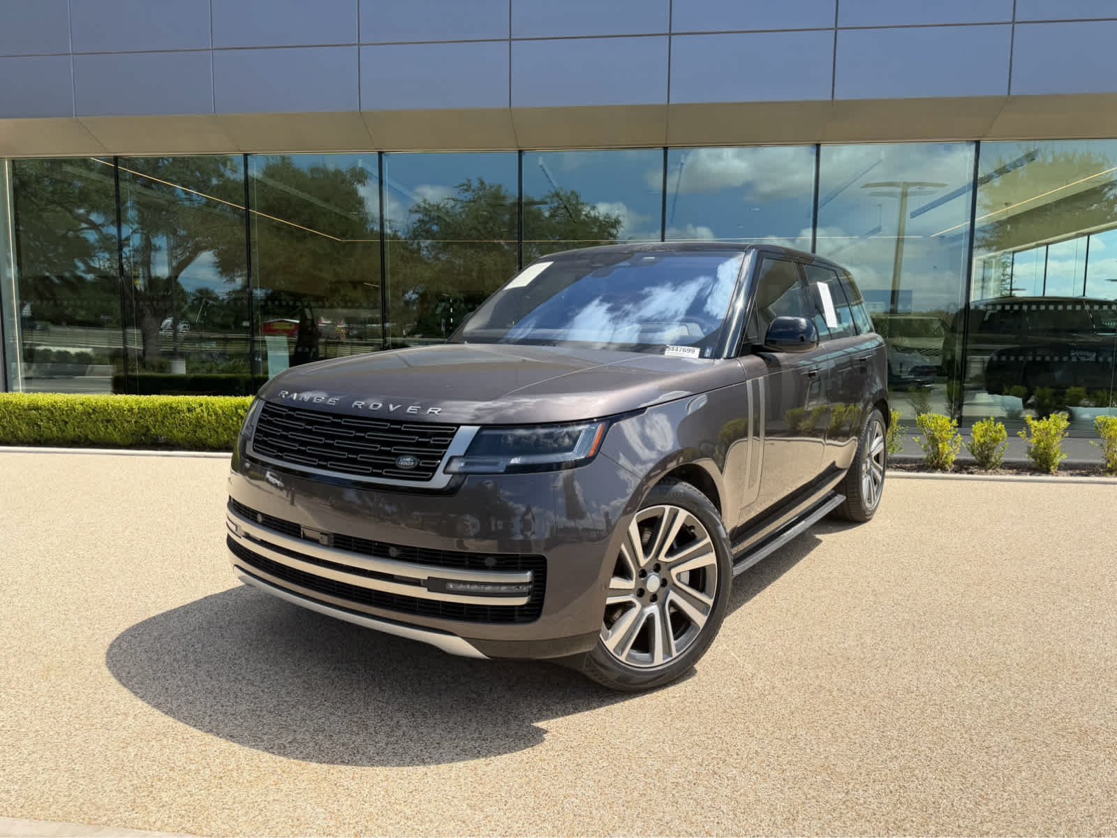 2023 Land Rover Range Rover SE