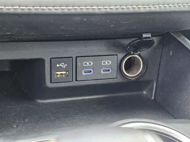 Used 2022 Black Toyota XLE image 22