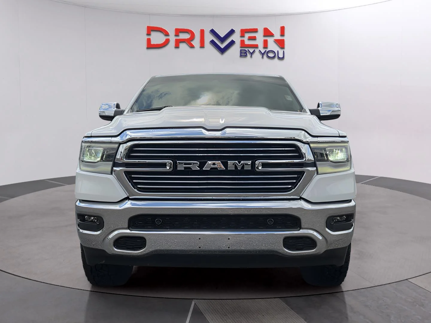 Used 2022 Bright White Clearcoat Ram Laramie image 8
