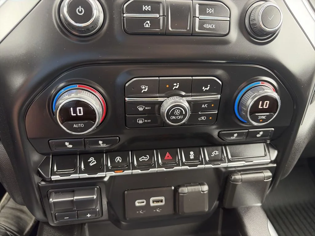 Used 2020 Silver Chevrolet RST image 24